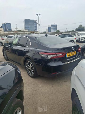 מודעת רכב טויוטה קאמרי