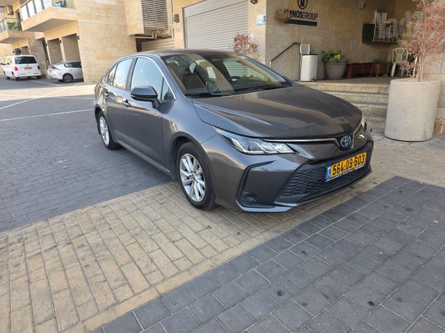 מודעת רכב טויוטה קורולה