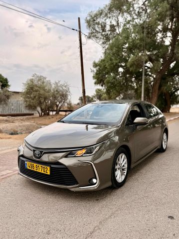 מודעת רכב טויוטה קורולה