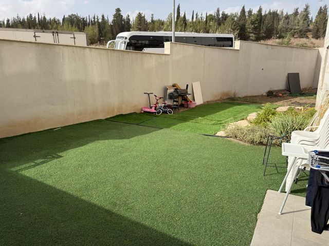 בית"ר 11