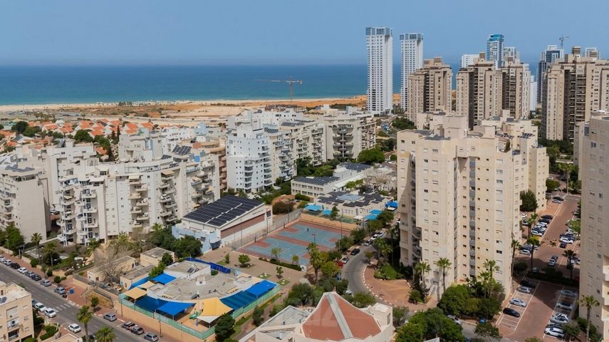 מרדכי גור