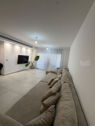 הרב מרדכי אליהו 