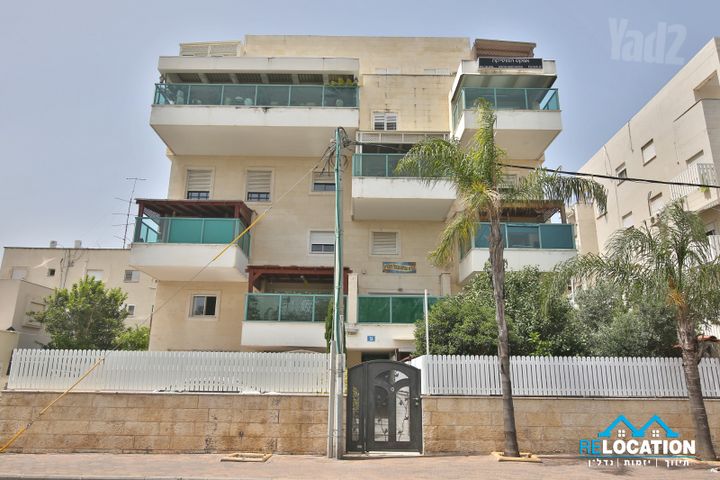 יששכר 9