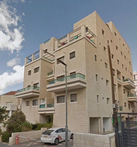 צרת 3