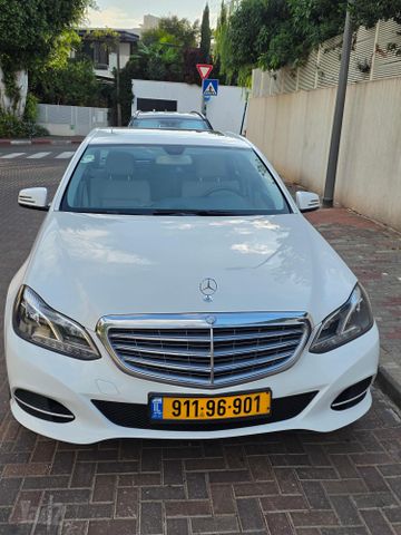 מודעת רכב מרצדס-בנץ E-class