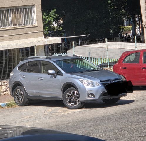 מודעת רכב סובארו XV