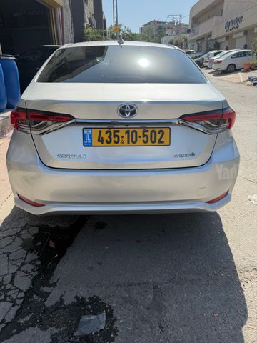 מודעת רכב טויוטה קורולה