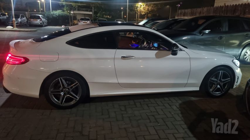 מודעת רכב מרצדס-בנץ C-class