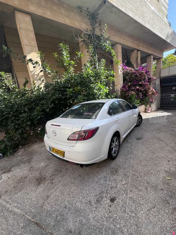 מודעת רכב מאזדה 6