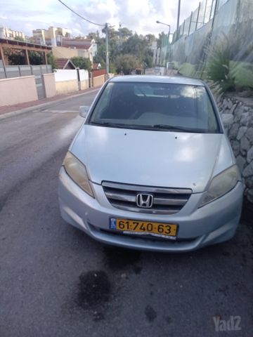 FR-V Trend אוט׳ 1.8 (140 כ״ס)