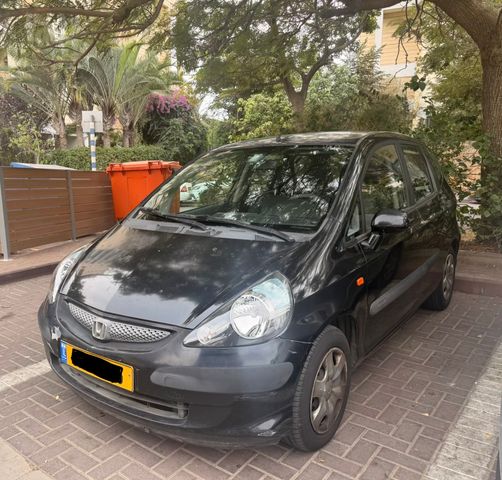 מודעת רכב הונדה ג'אז