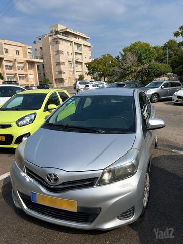 מודעת רכב טויוטה יאריס