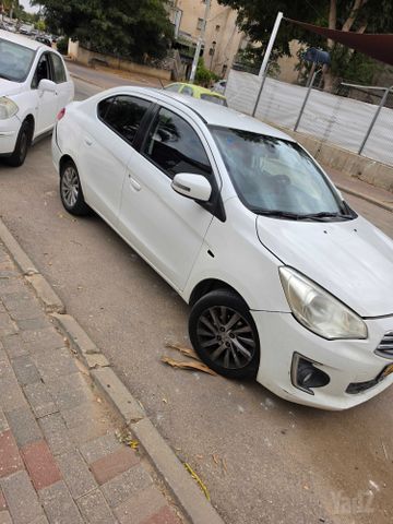 מודעת רכב מיצובישי אטראז'