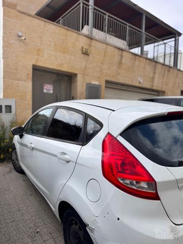 מודעת רכב פורד פיאסטה