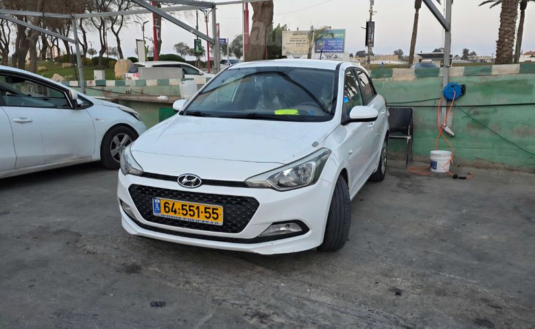 מודעת רכב יונדאי i20