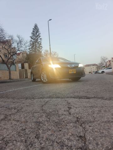 מודעת רכב טויוטה קאמרי