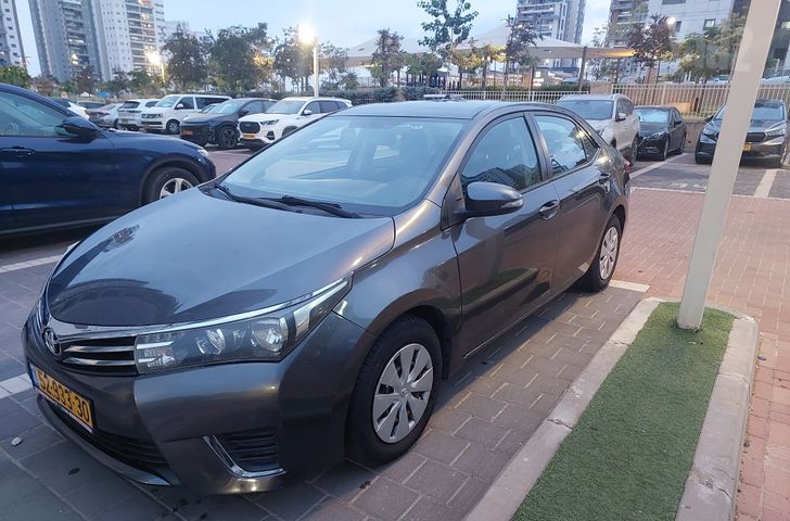 מודעת רכב טויוטה קורולה