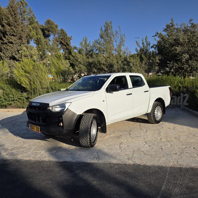 מודעת רכב איסוזו די-מקס