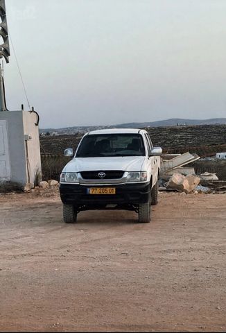 מודעת רכב טויוטה היילקס