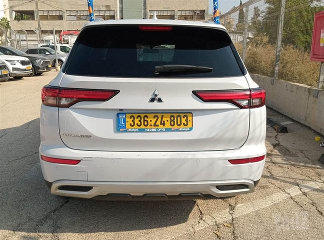 מודעת רכב מיצובישי אאוטלנדר 2
