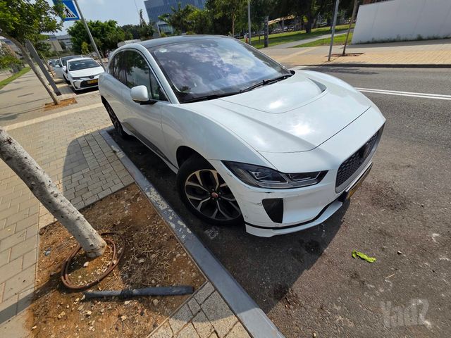 מודעת רכב יגואר I-Pace