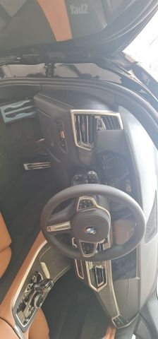 X5 M-Superior 30d אוט׳ 7 מק 3.0 (286 כ״ס)