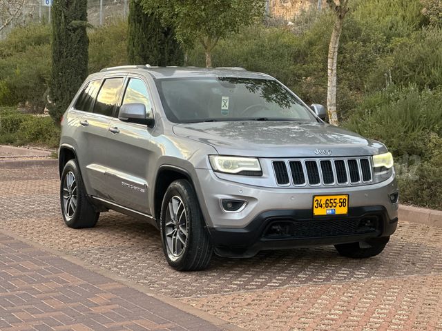 מודעת רכב ג'יפ גרנד צ'ירוקי