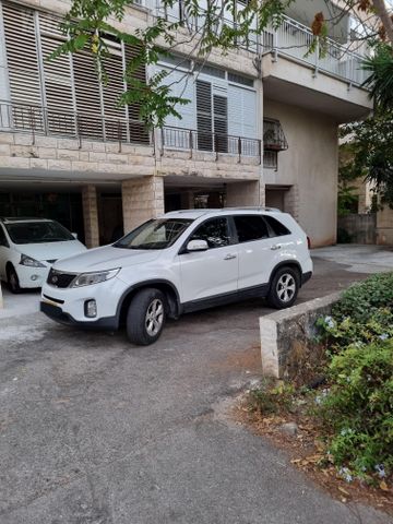מודעת רכב קיה סורנטו