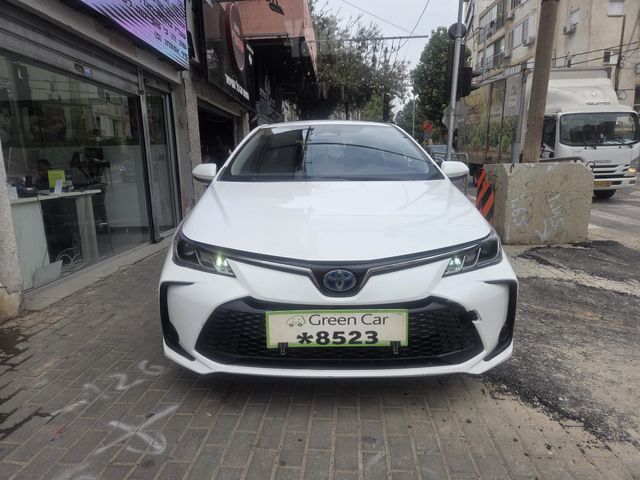 מודעת רכב טויוטה קורולה