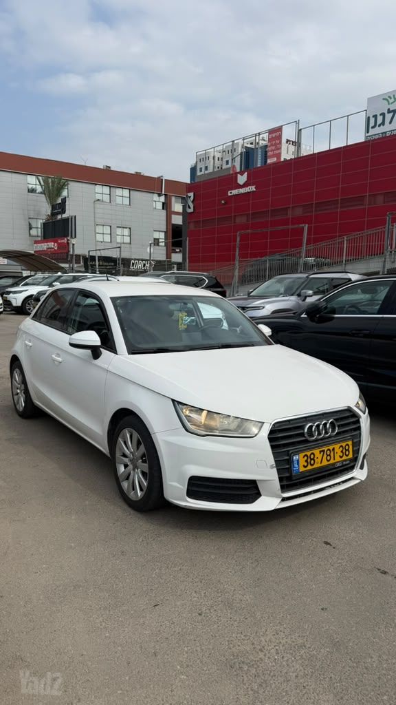 מודעת רכב אאודי A1
