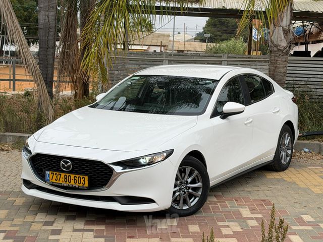 מודעת רכב מאזדה 3