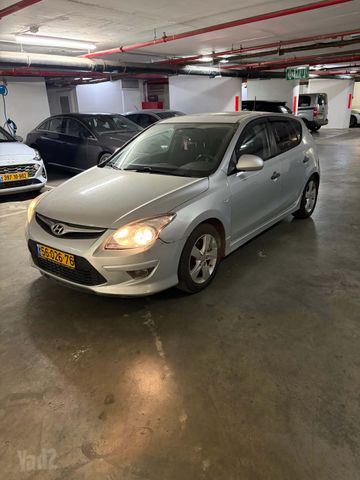 i30 Inspire אוט׳ בנזין האצ'בק 1.6 (126 כ״ס) [2007-2012]
