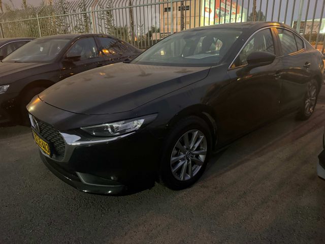 מודעת רכב מאזדה 3