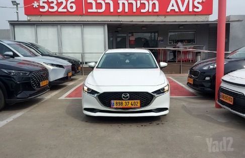 מודעת רכב מאזדה 3