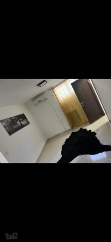 חטיבה שבע 1