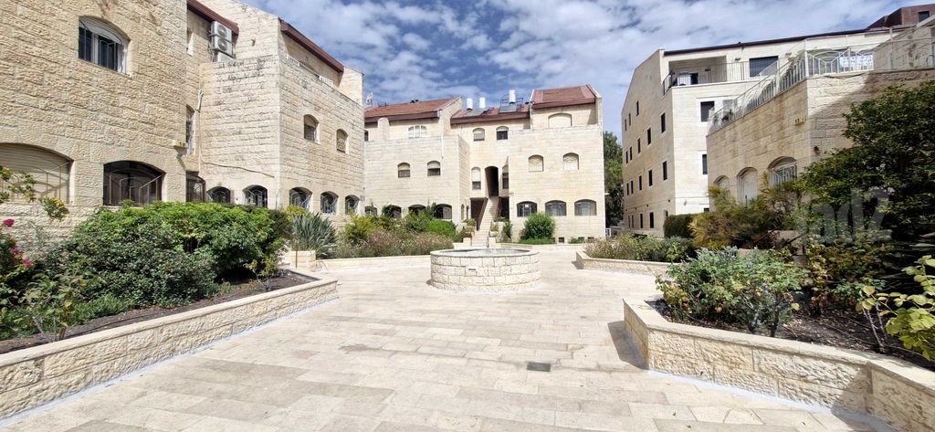 דן 