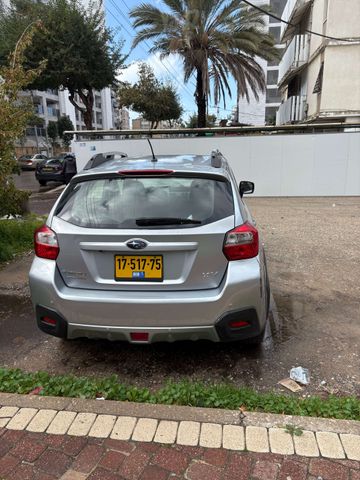 מודעת רכב סובארו XV