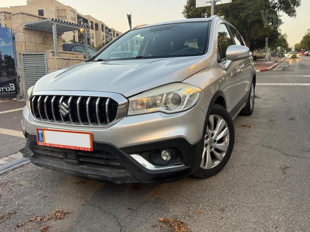 קרוסאובר GLX אוט׳ 1.4 (140 כ״ס)