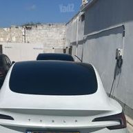 מודעת רכב טסלה מודל 3