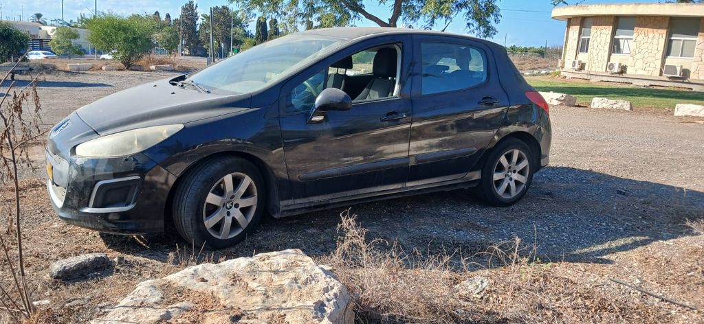 308 Access אוט׳ 1.6 (120 כ״ס)