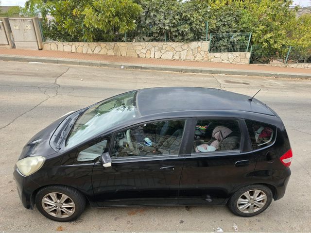מודעת רכב הונדה ג'אז