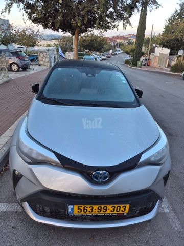 קורולה קרוס Adventure היברידי אוט׳ 1.8 (97 כ״ס)