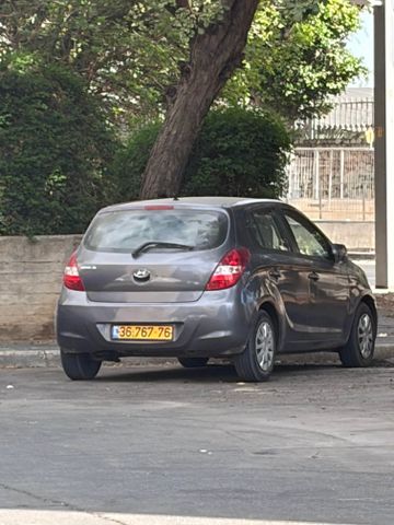 מודעת רכב יונדאי i20