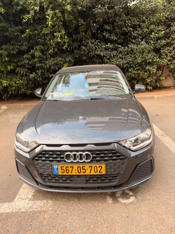 מודעת רכב אאודי A1