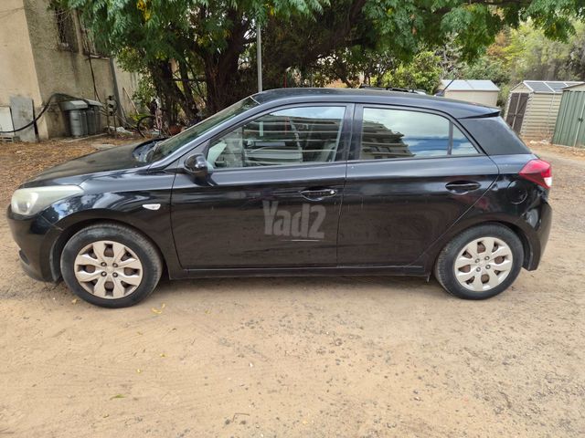 מודעת רכב יונדאי i20