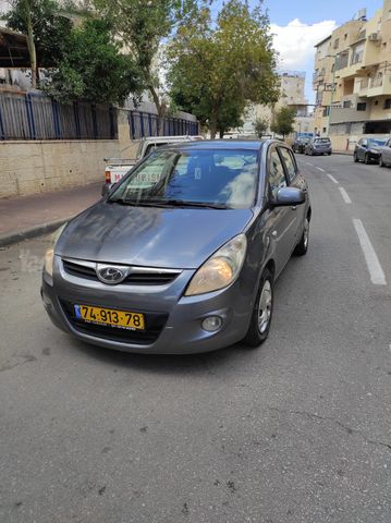 מודעת רכב יונדאי i20