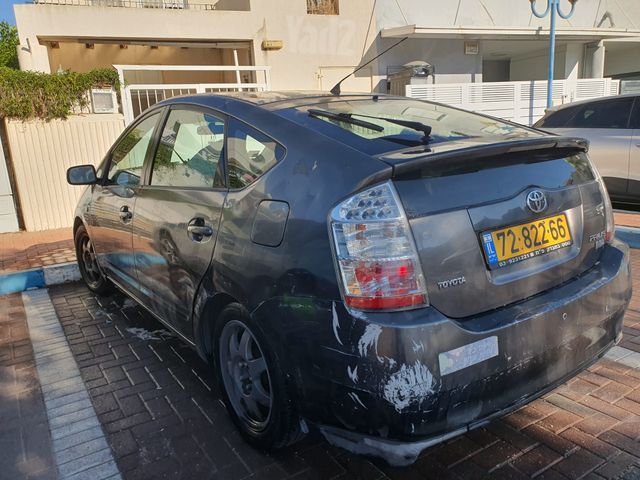 פריוס GLI היברידי אוט׳ 1.5 (76 כ״ס)