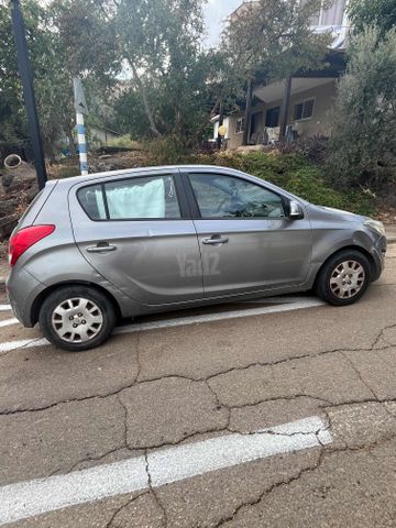 מודעת רכב יונדאי i20