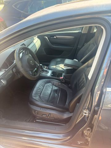 פאסאט Premium אוט׳ בנזין 1.8 (160 כ״ס)