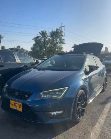 מודעת רכב סיאט לאון